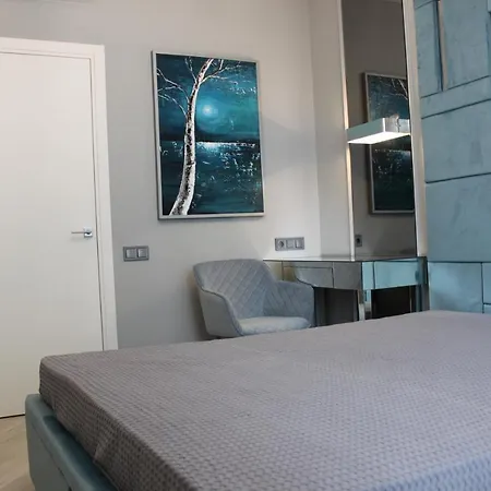 Apartment в аркадии C видом на море !