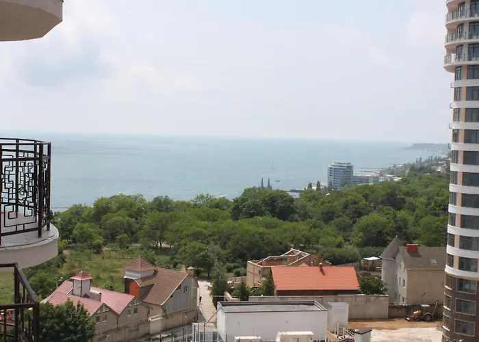 в аркадии C видом на море ! Hotel *