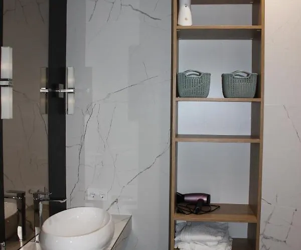 в аркадии C видом на море ! Hotel