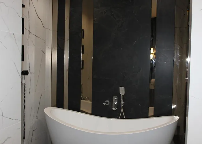 Hotel в аркадии C видом на море ! *